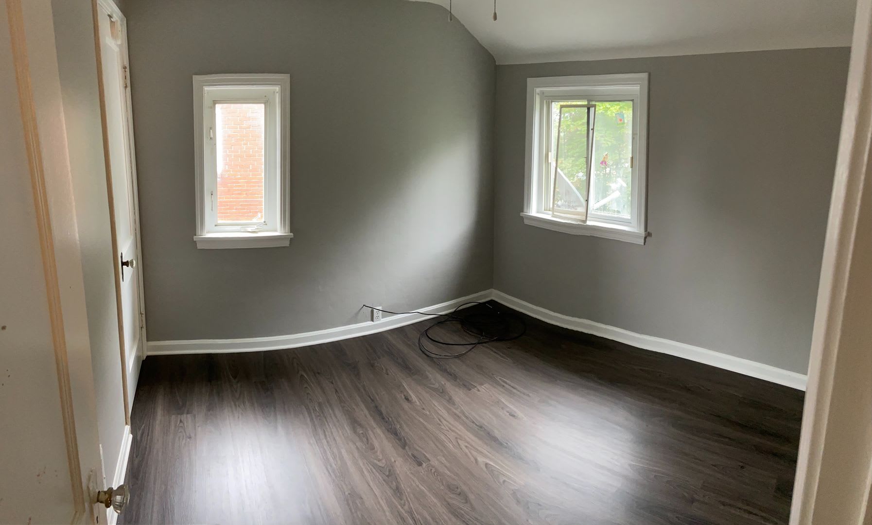 Cozy Two Bed Available Now – photo 5