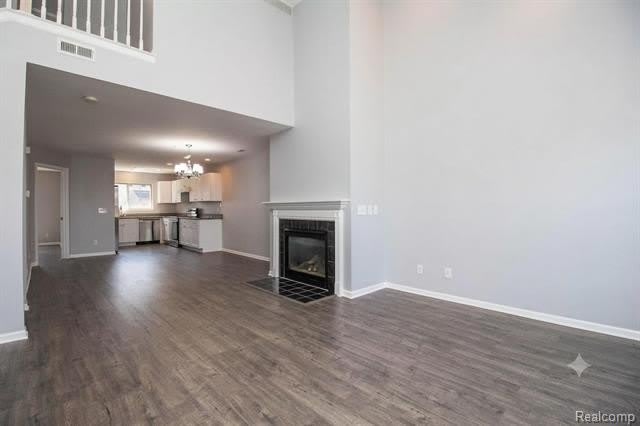 29415 Glen Oaks Boulevard – photo 4