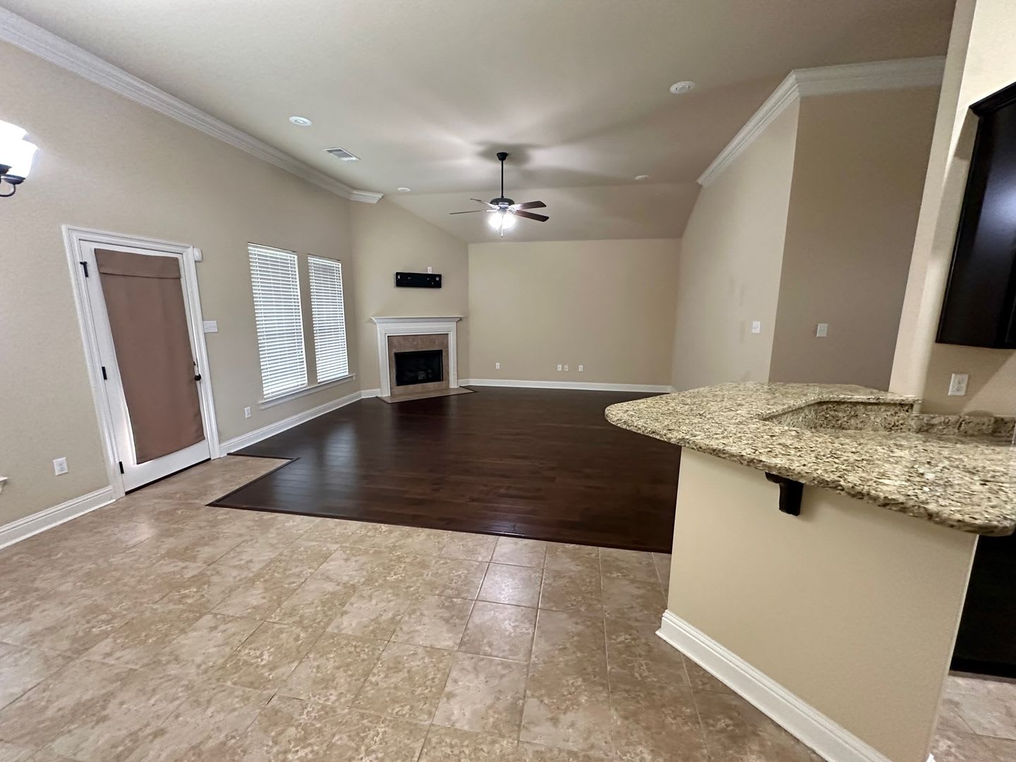 Modern Charm: Inviting 3-Bedroom, 2-Bath Home in Keystone Subdivision, Prairieville, LA – photo 4