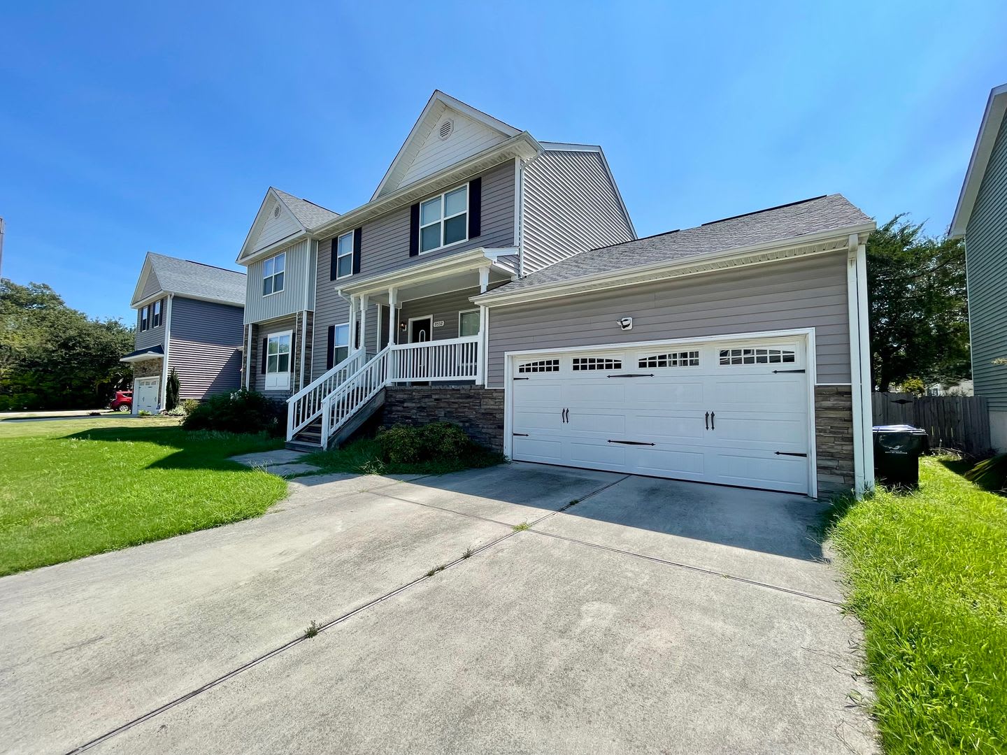 Stunning 4 Bedroom, 2.5 Bath Home Just 3 Blocks to Chesapeake Bay – photo 3