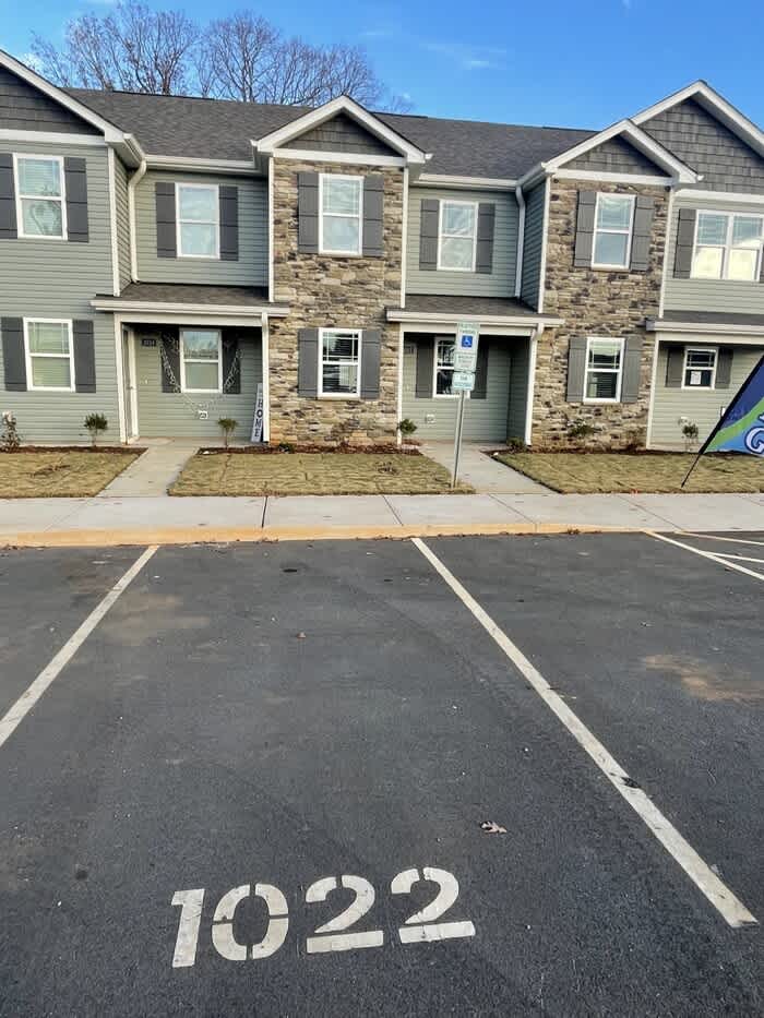 1022 Peony Lane – photo 5