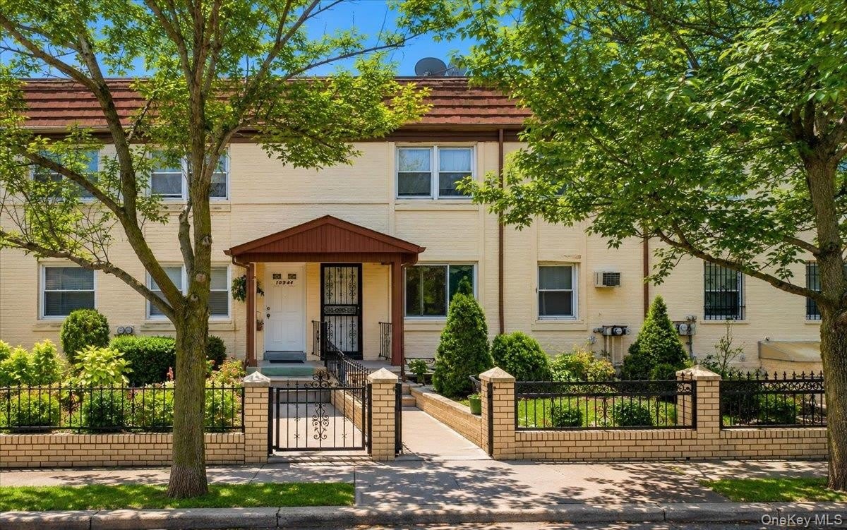 108-42 64th Avenue – photo 1