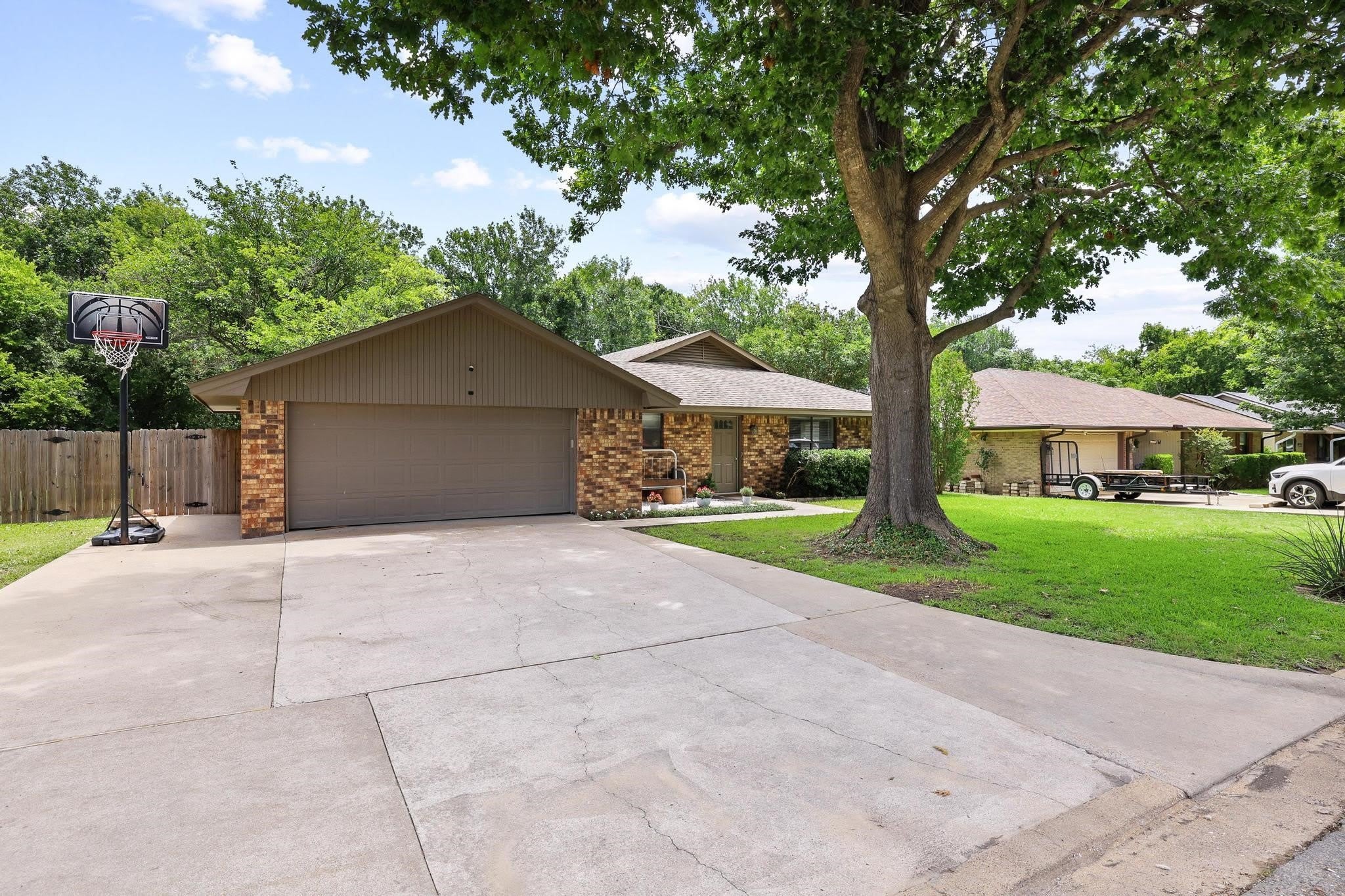 713 Patricia Drive – photo 3
