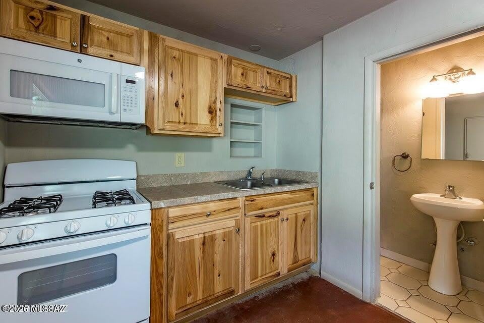 2110 E Water Street – photo 3
