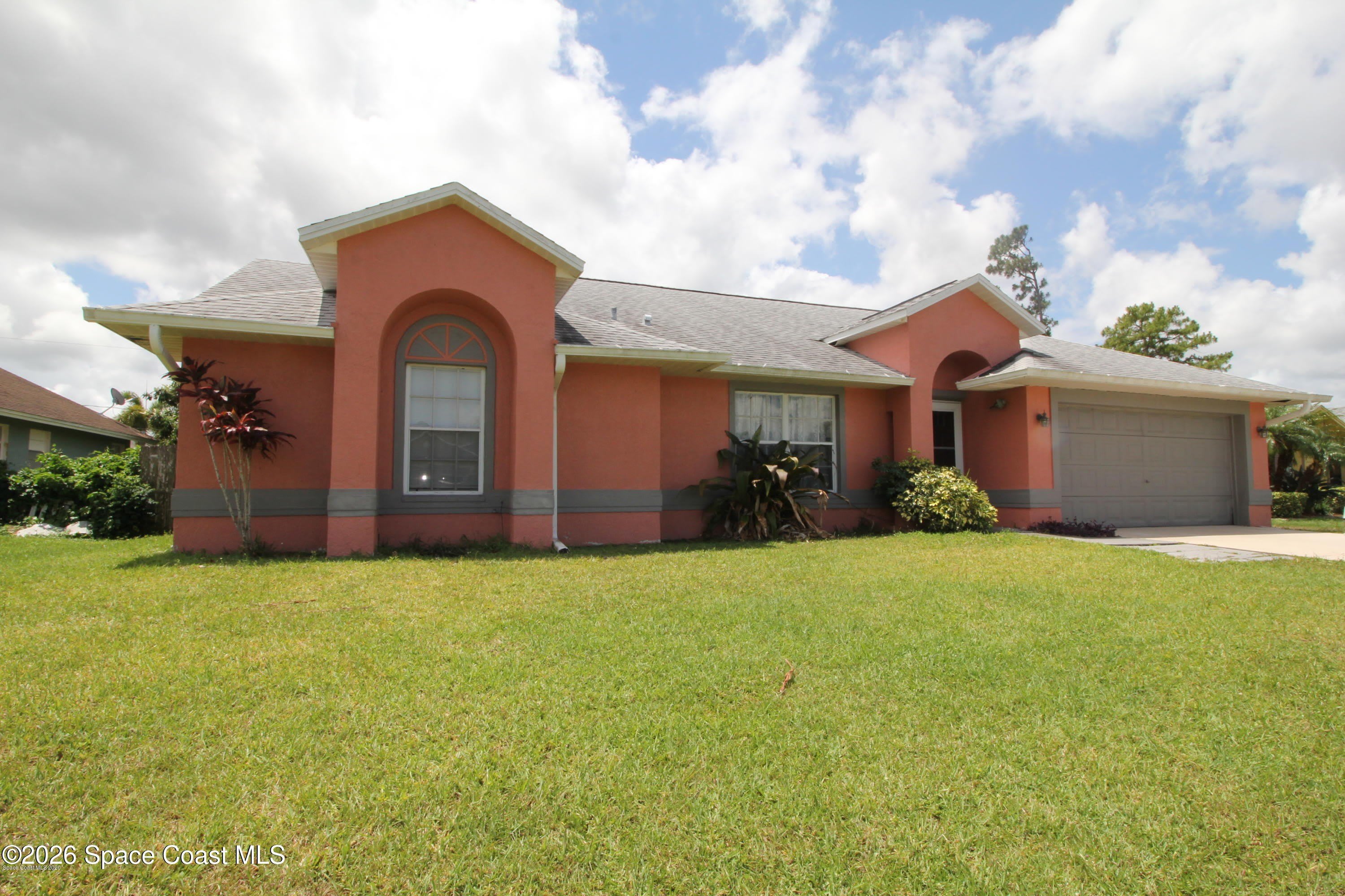 1660 Wake Forest Road NW – photo 1