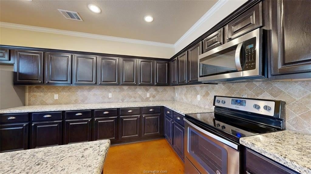 3009 Towers Parkway – photo 4