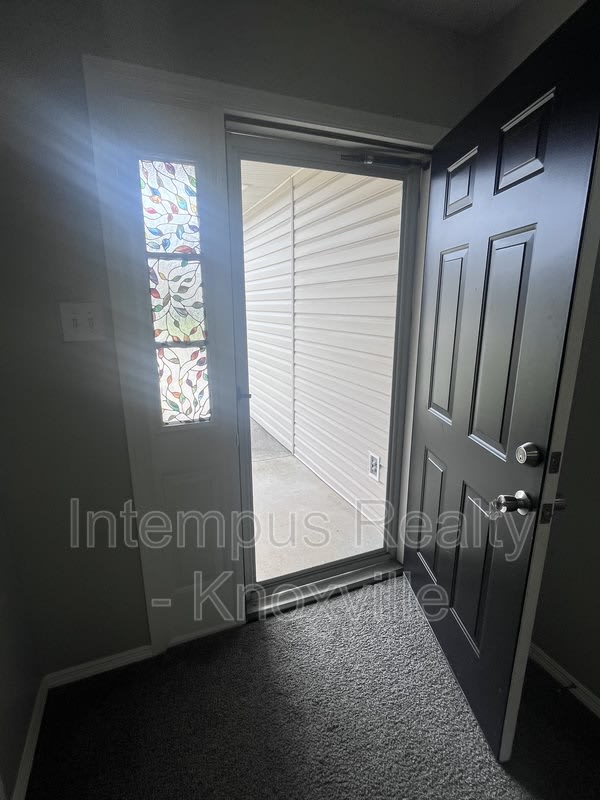 1013 Ashley Michelle Ct – photo 2