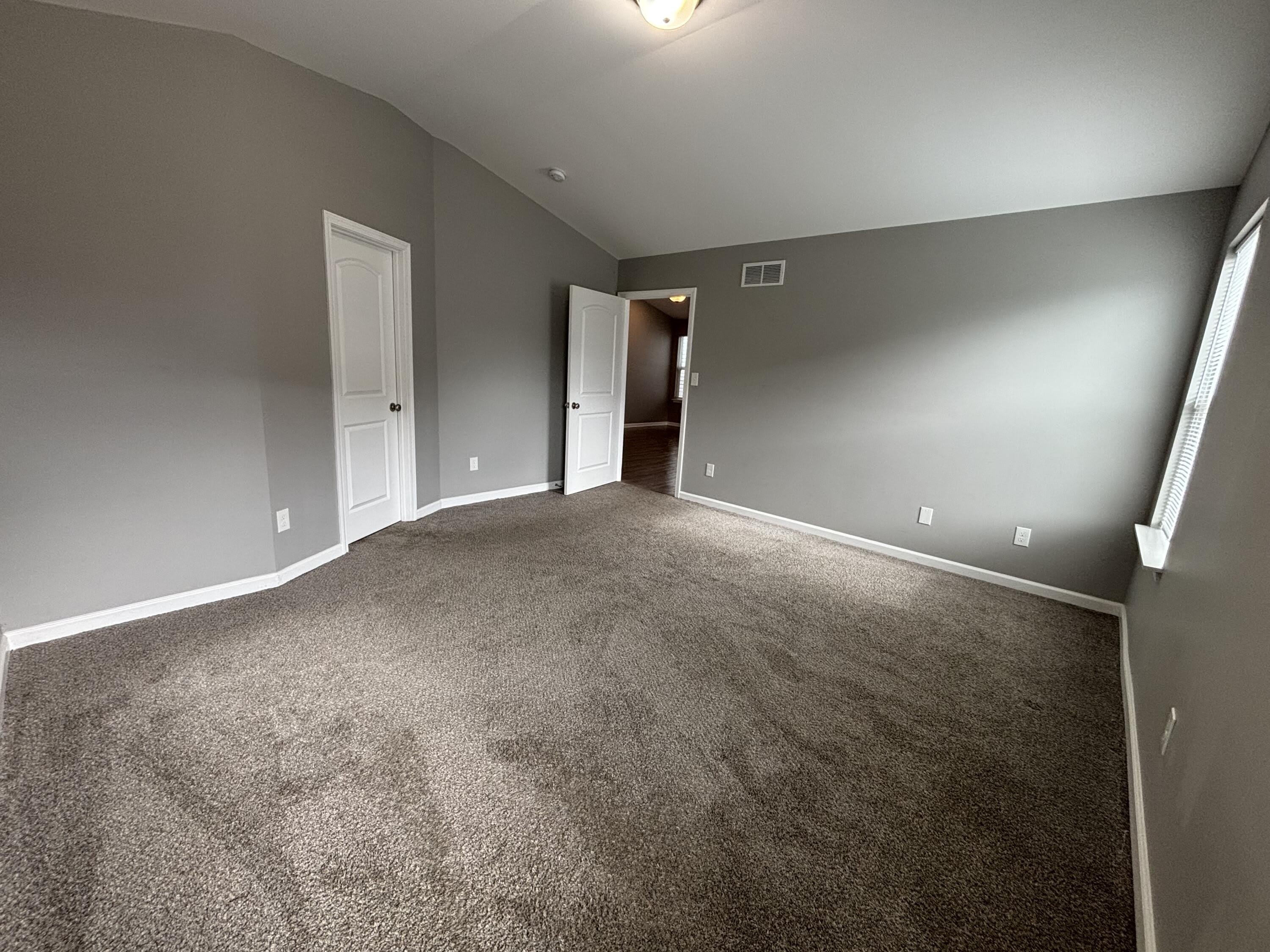2525 Feathersound Way – photo 4