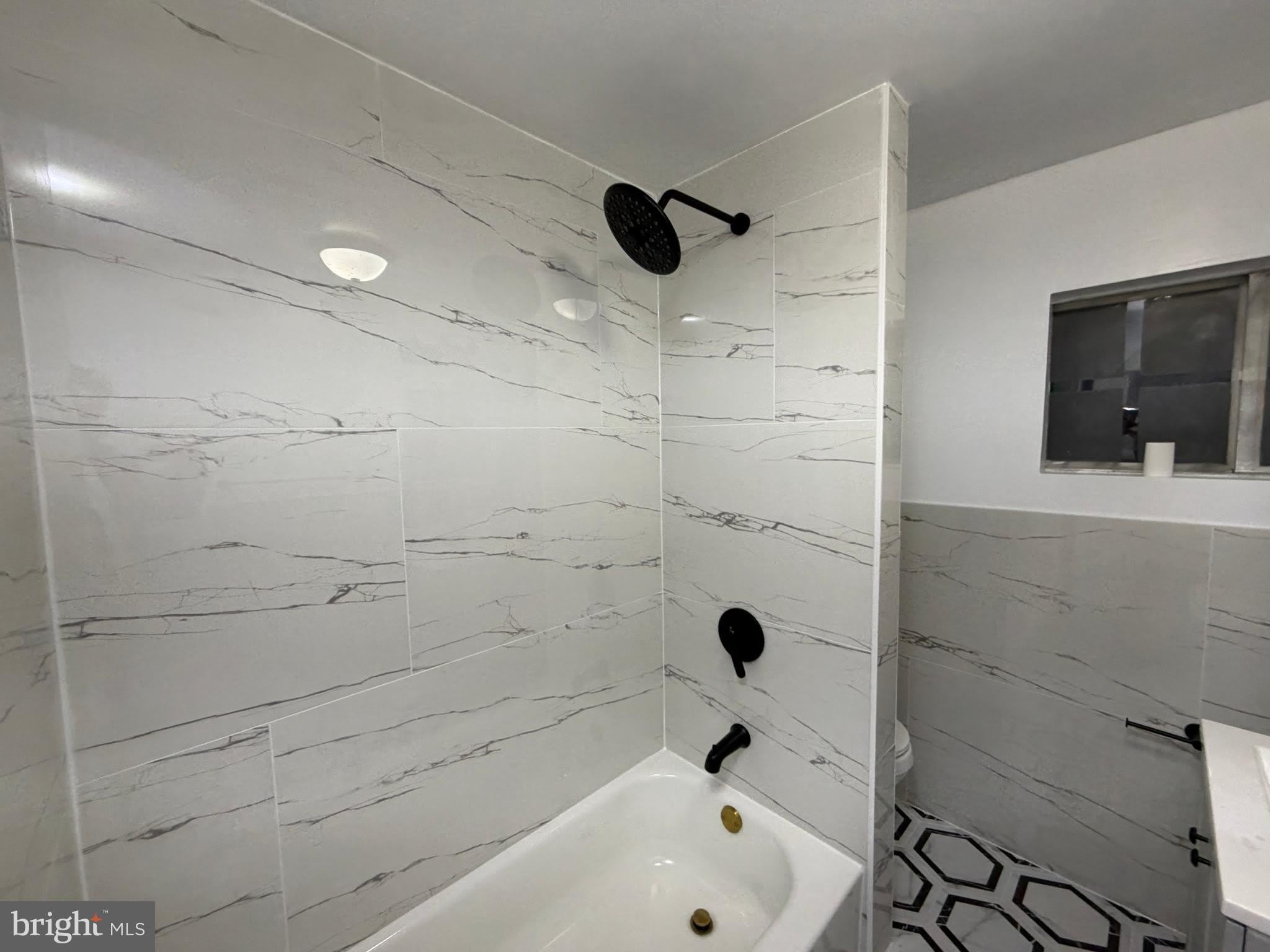 144 WASHINGTON Street – photo 3