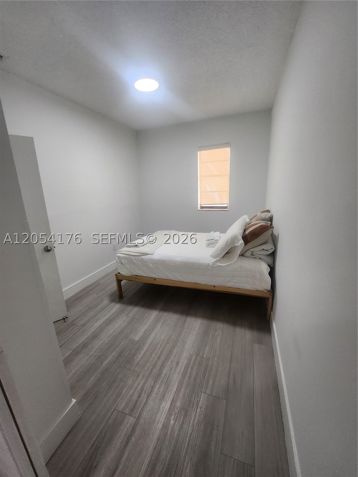 2700 Collins Ave – photo 4