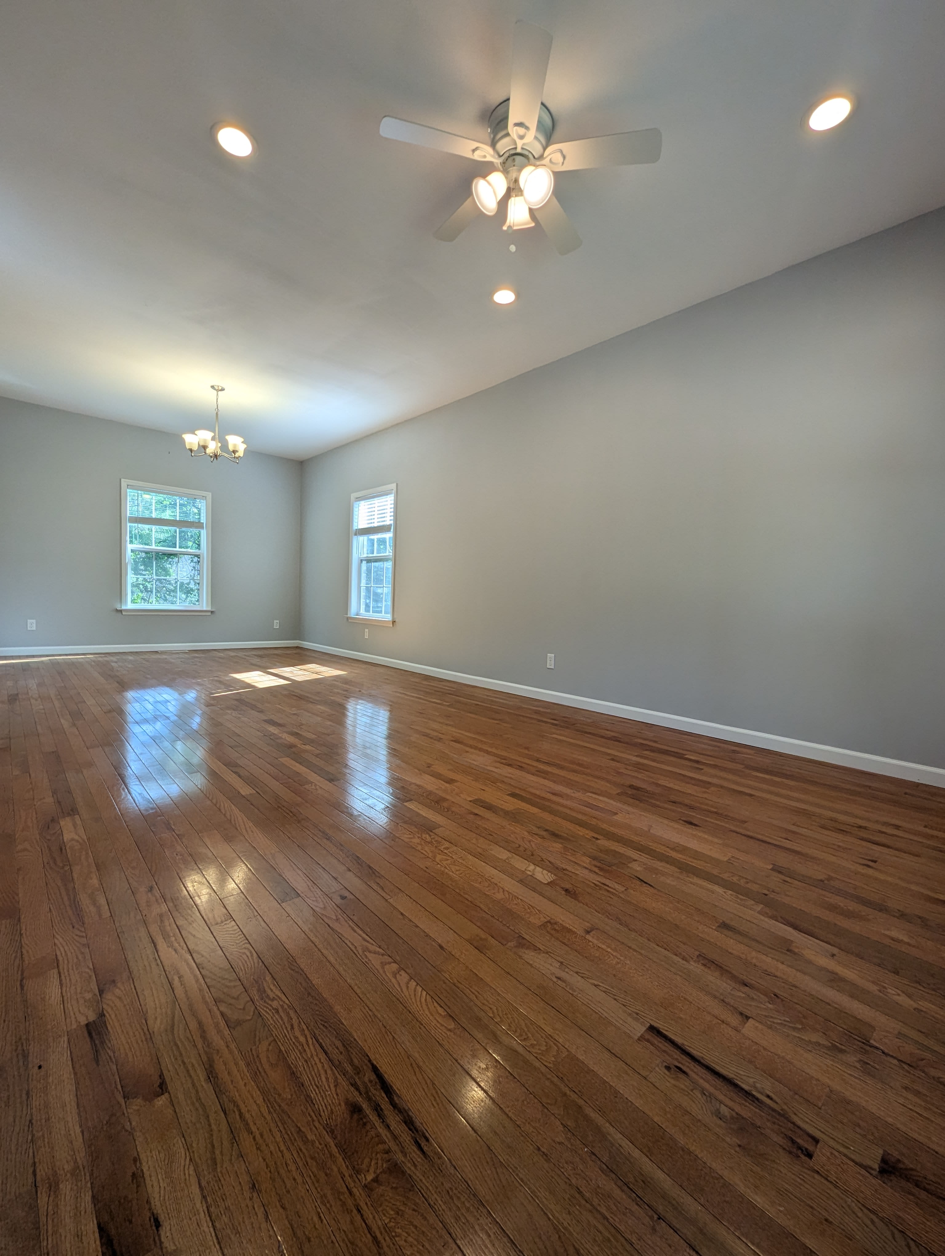 1130 Twin Hill Ln – photo 4