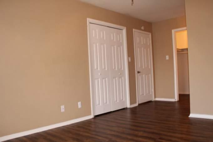 1500 W William Cannon Dr, #110 – photo 2