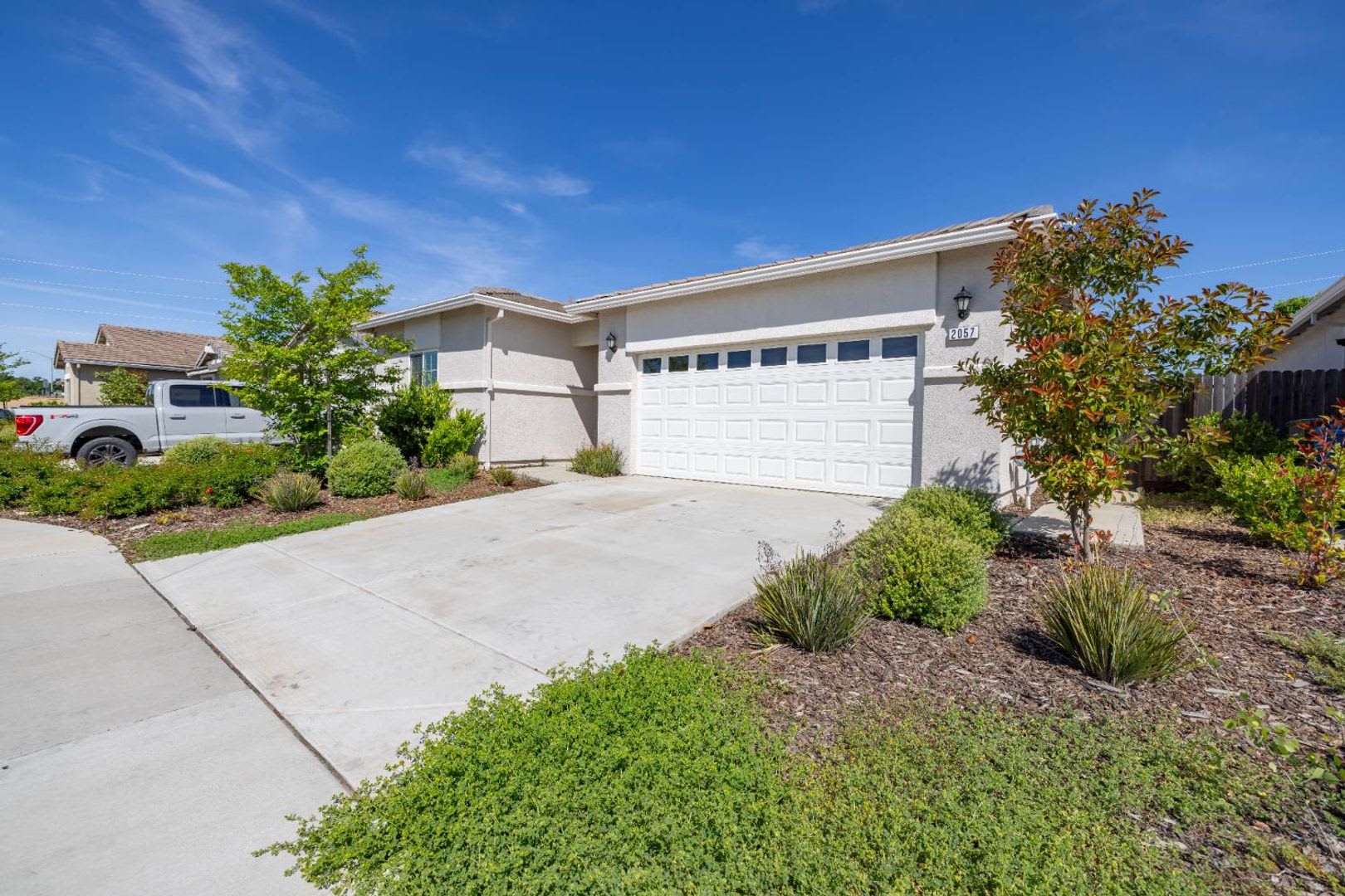 4 bedroom 2 bath – photo 3