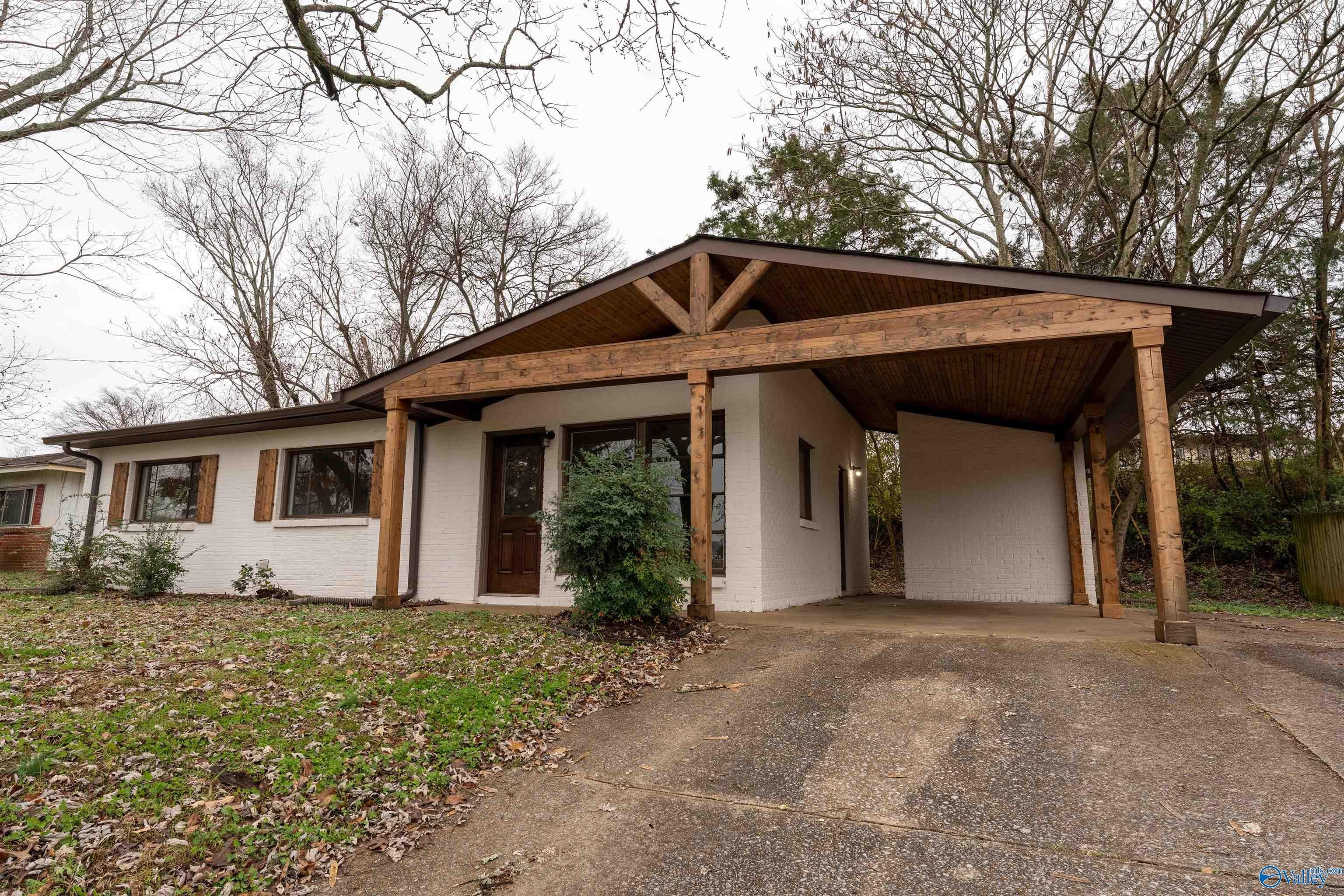 112 Wilkenson Drive – photo 1