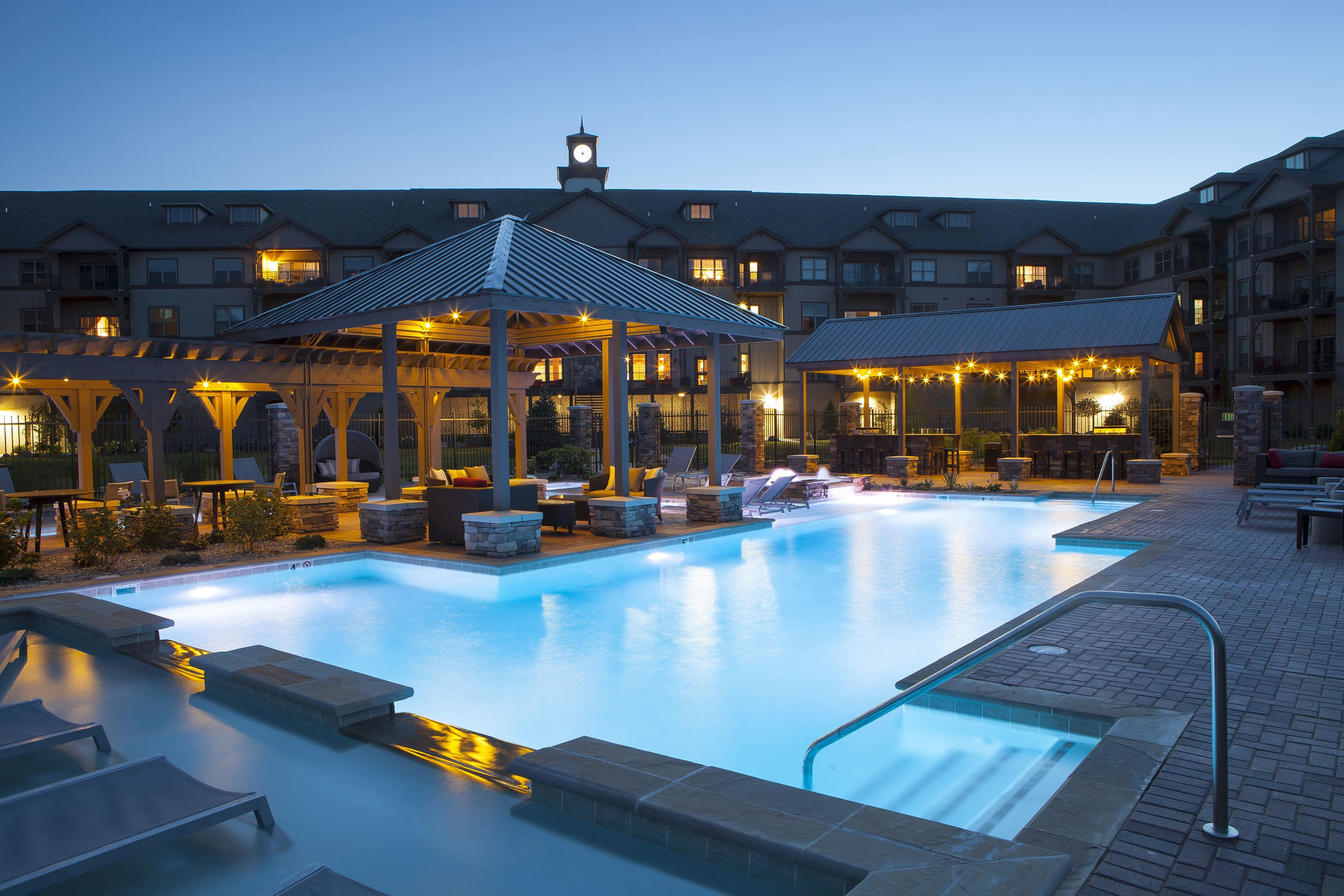 The Seasons Of Carmel – photo 4
