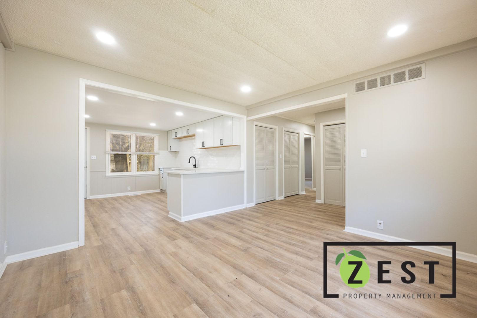 OPEN HOUSE- THURSDAY, SEPTEMBER 3rd from 630pm-7pm! BEAUTIFUL HOME! – photo 3