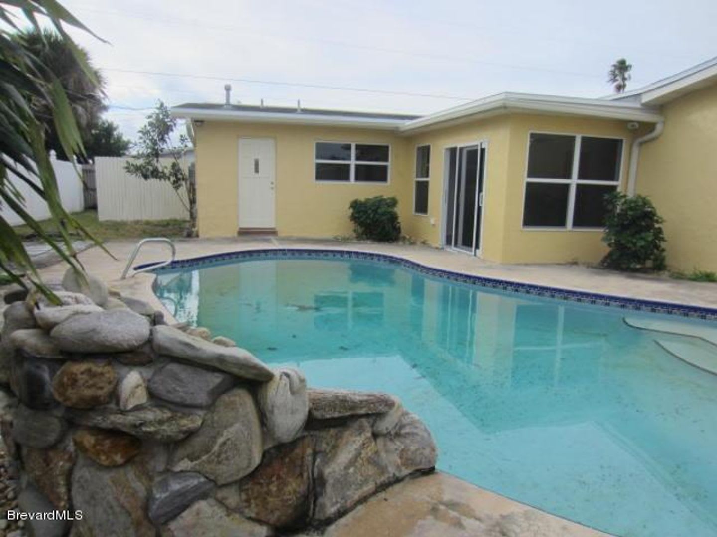 Pool Home – photo 5