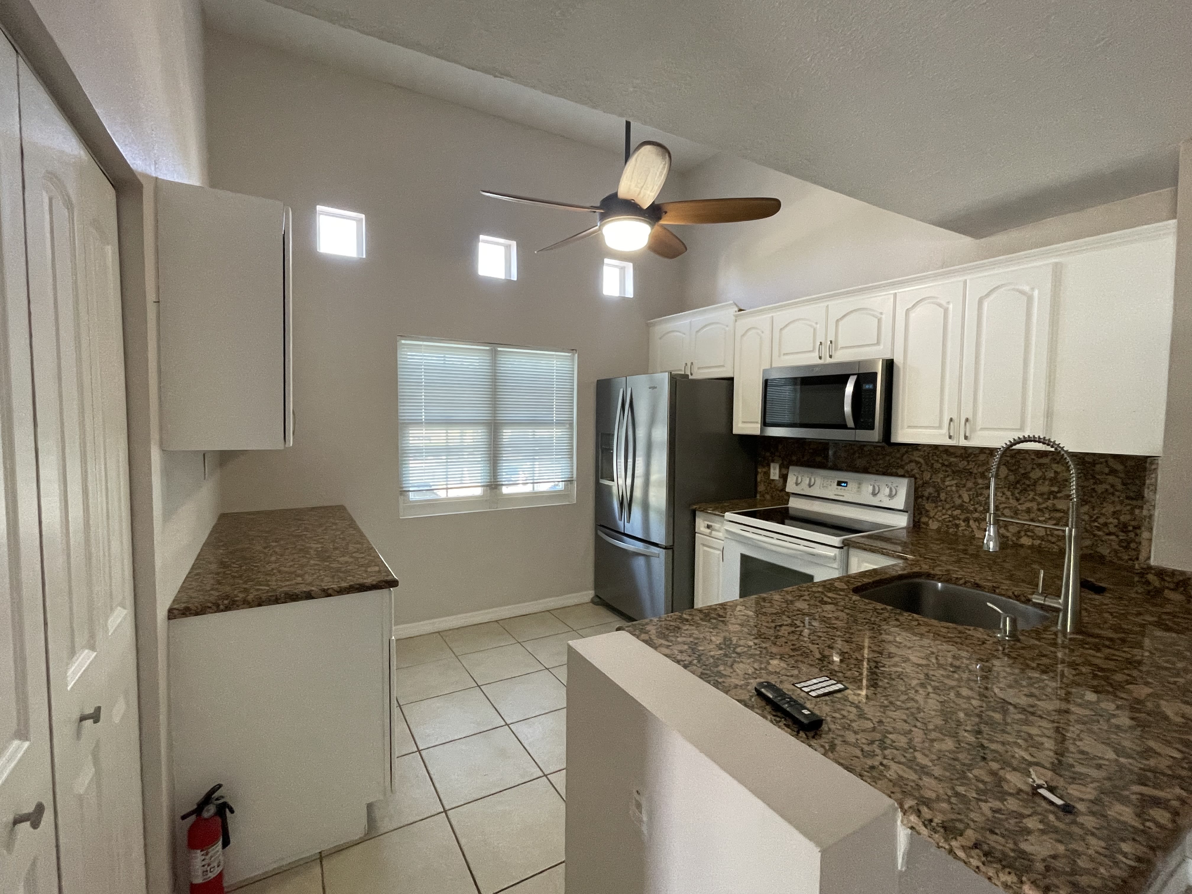 3421 Winkler Avenue – photo 3