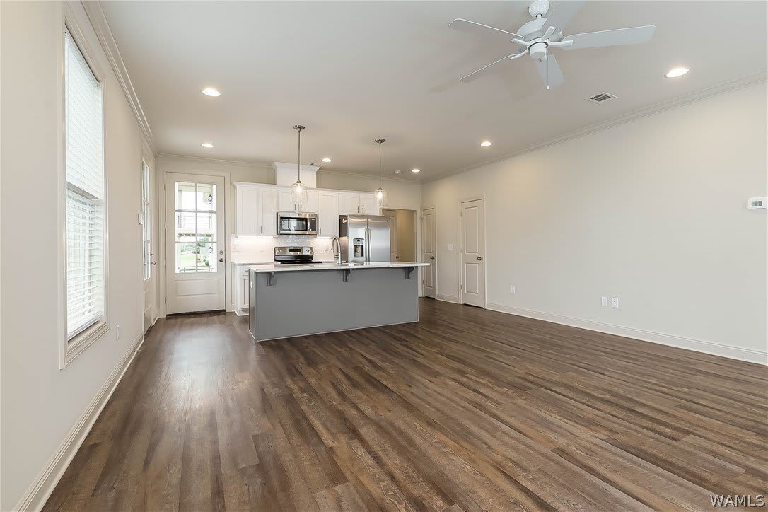 365 16th Street E – photo 3