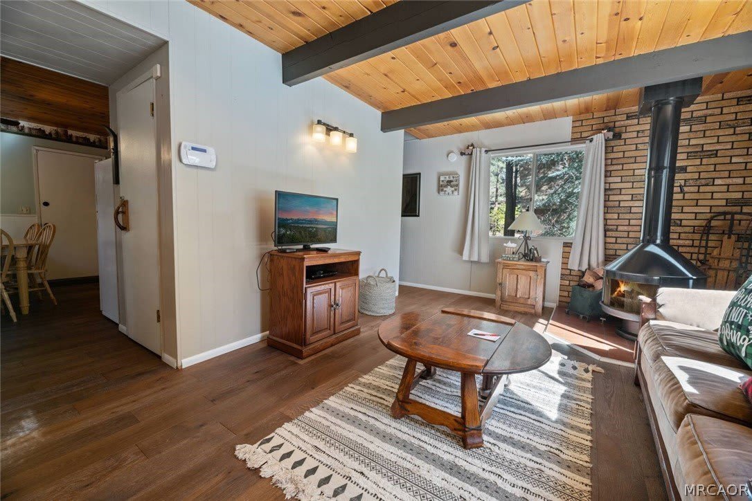 225 W Rainbow Boulevard – photo 3