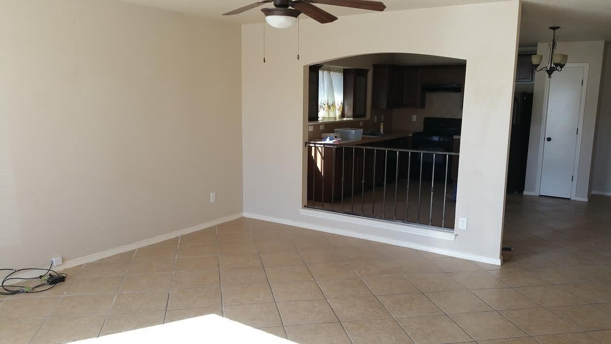 East side rental – photo 3