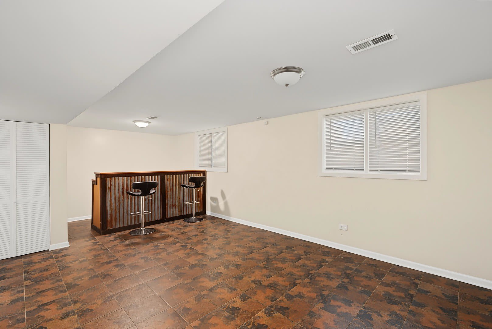 2826 186th Street – photo 3