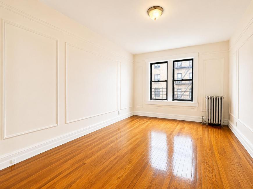 2507 Cruger Avenue – photo 3