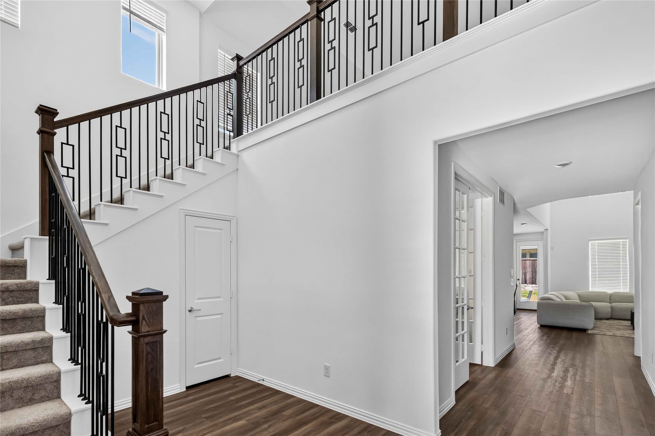 1308 Ladys Mantle Way – photo 4