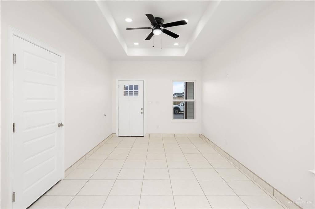 2225 S Valley Circle – photo 2