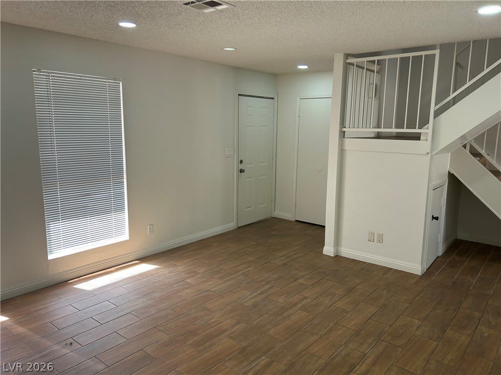 3937 S Torrey Pines Drive – photo 5
