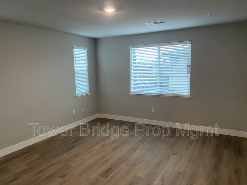 3836 Firestar Way – photo 5