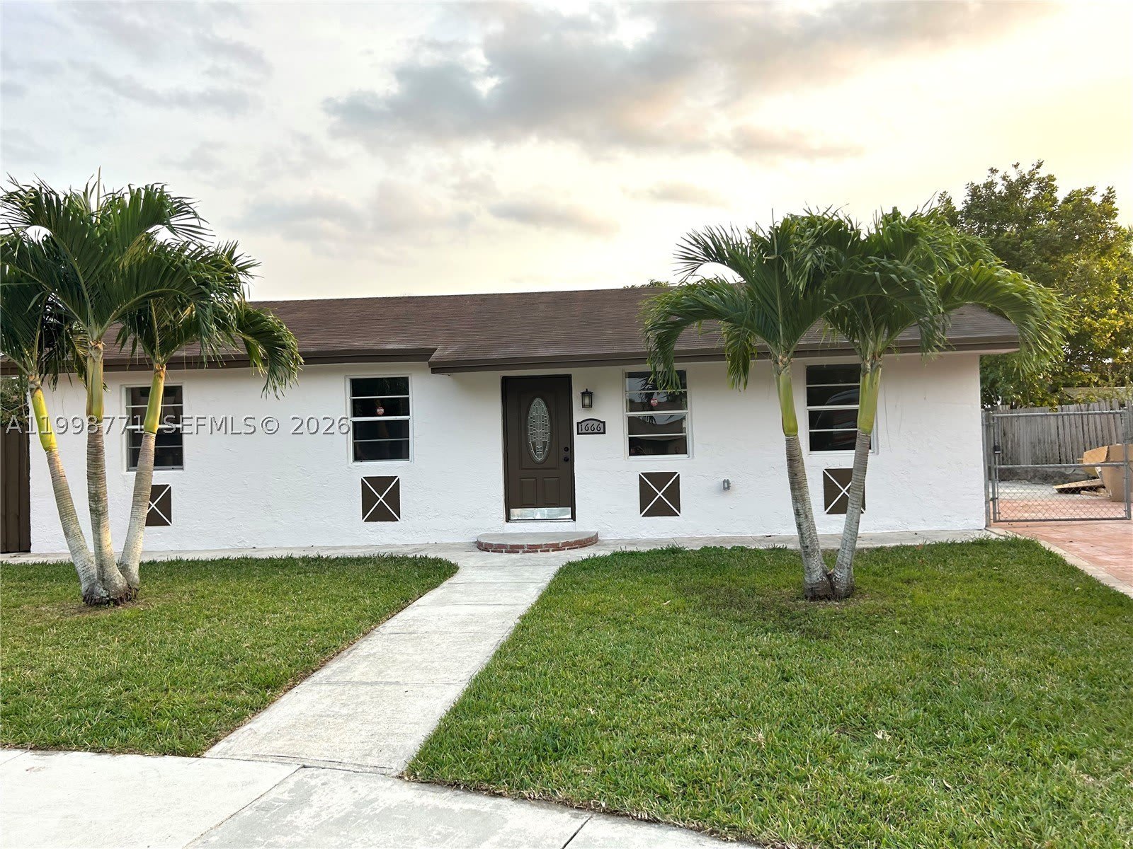 1666 SW 3rd Ct – photo 4