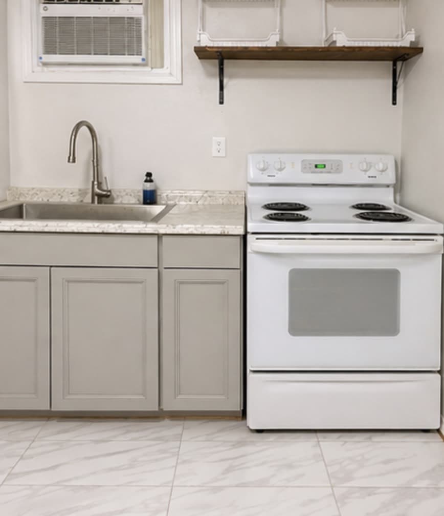 2525 Ave B – photo 2