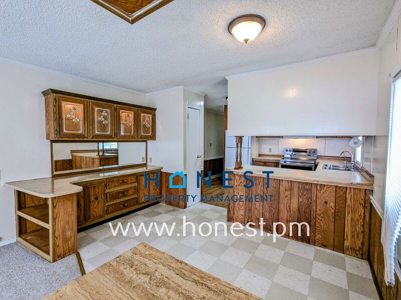 1860 Hallowell Rd – photo 2