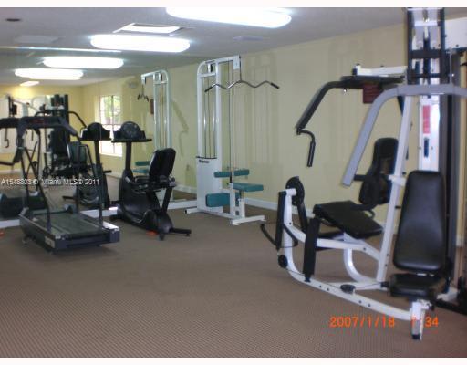 2204 SW 81st Ave # – photo 3