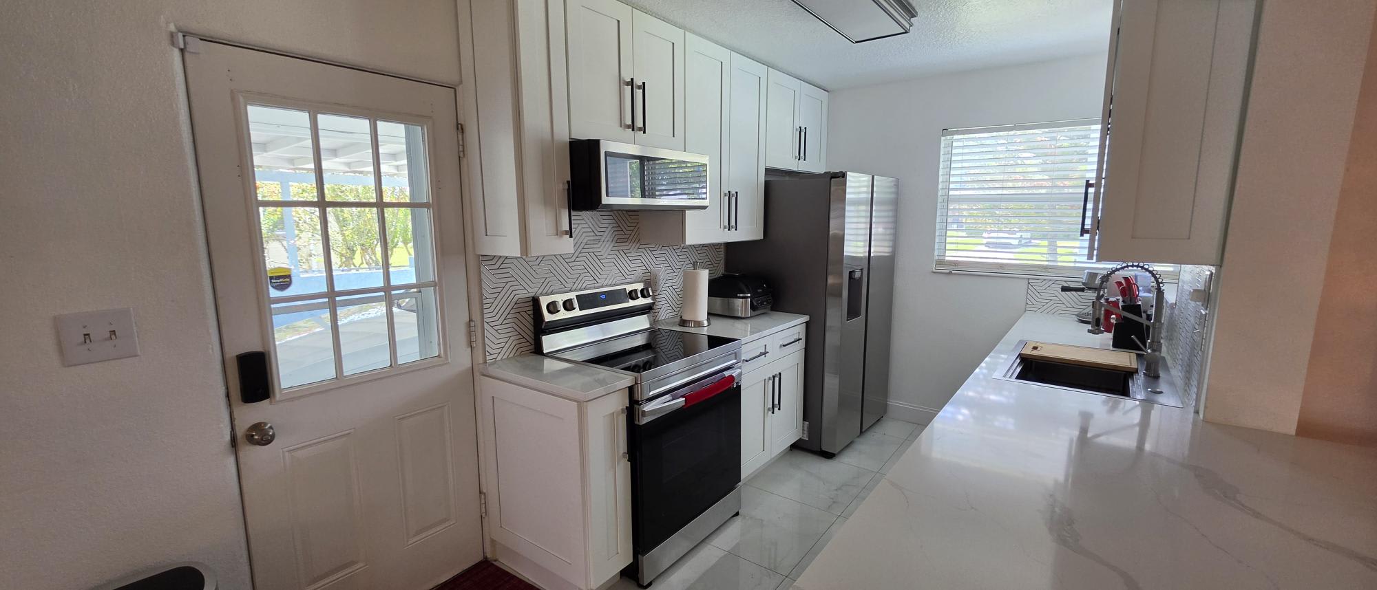 1531 Egan Dr – photo 5