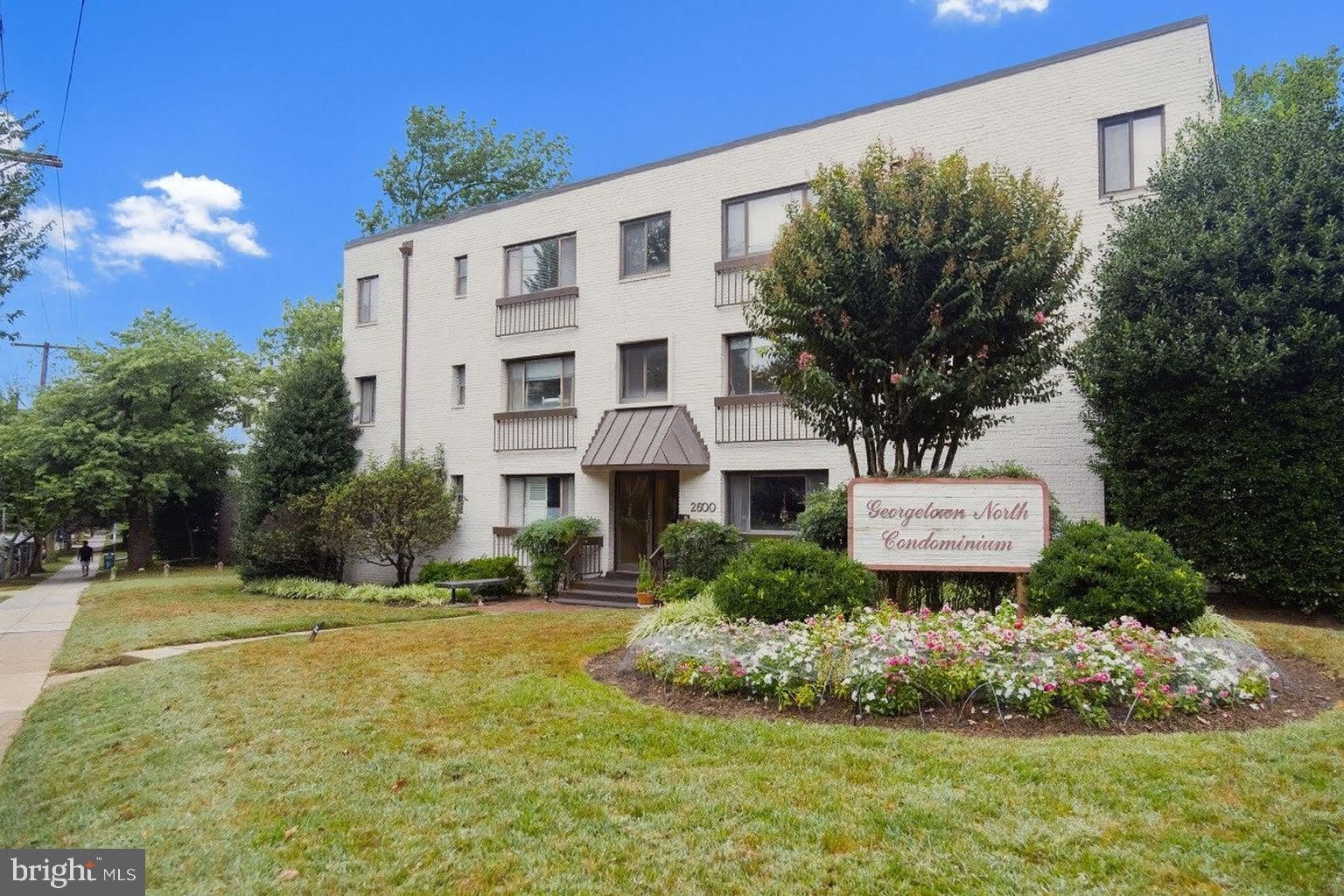 3819 DAVIS Place NW – photo 2
