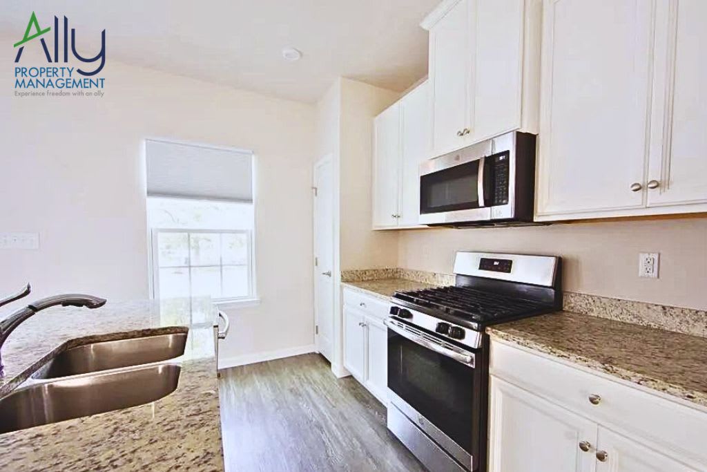2424 Pocoson Wood Court – photo 3