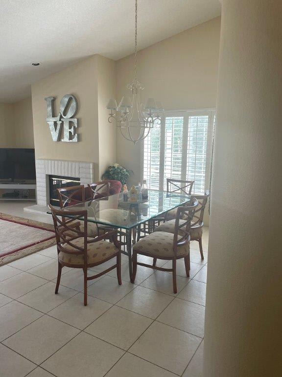 236 Vista Royale Circle East – photo 3