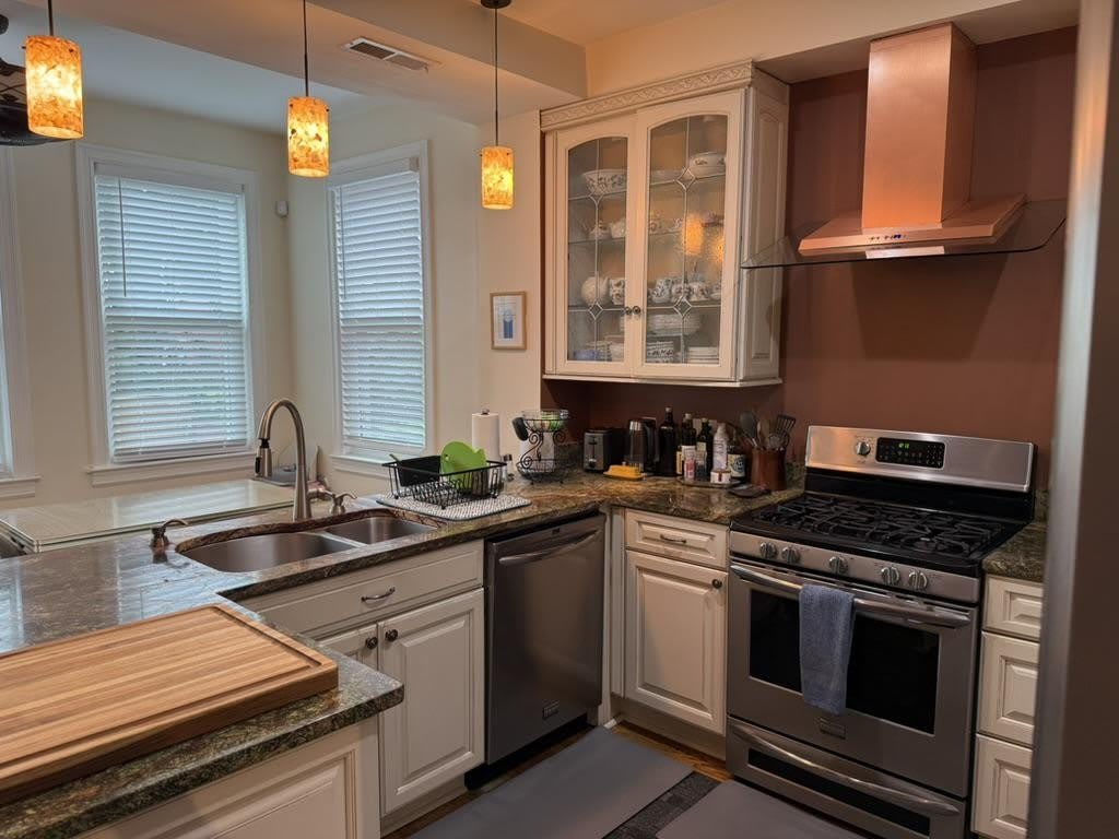 908 11TH Street NE – photo 3