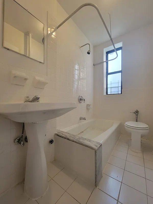 210 West 262nd Street – photo 4