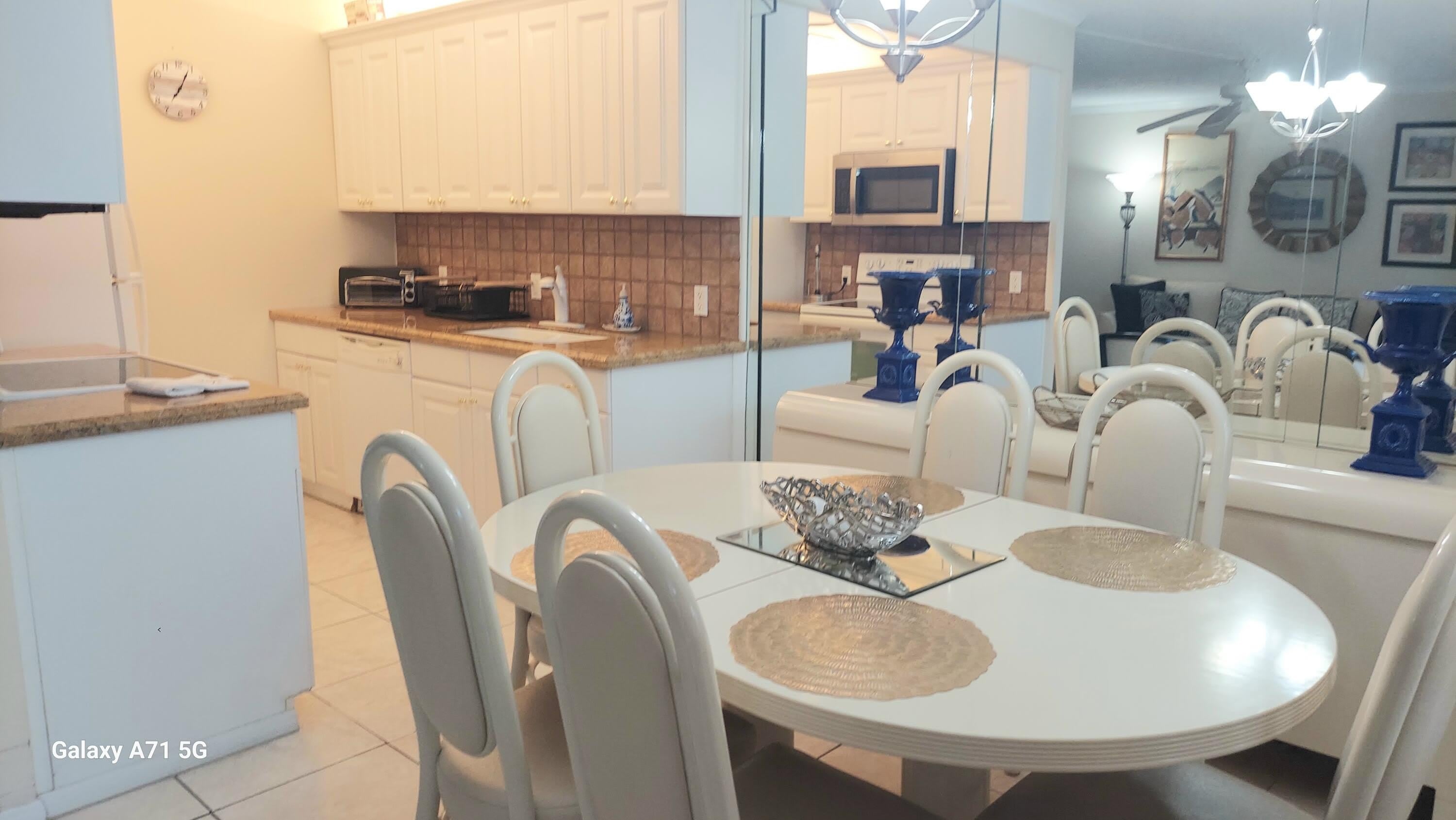 2067 AINSLIE D Drive – photo 5