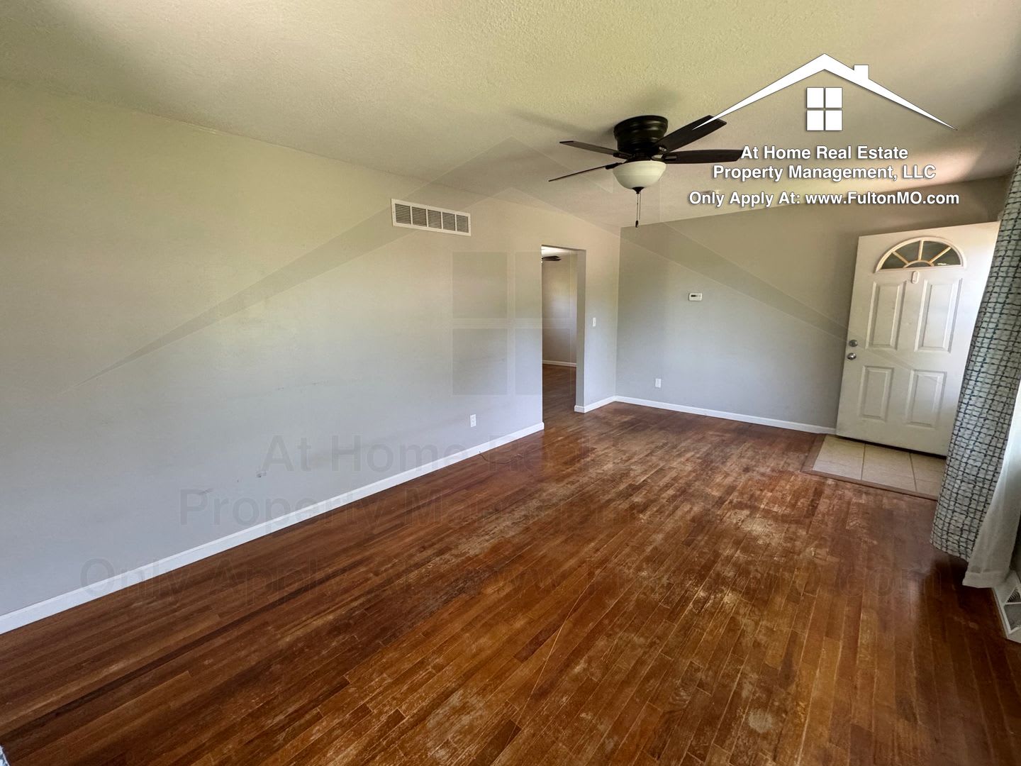 1304 Bradley Lane – photo 4