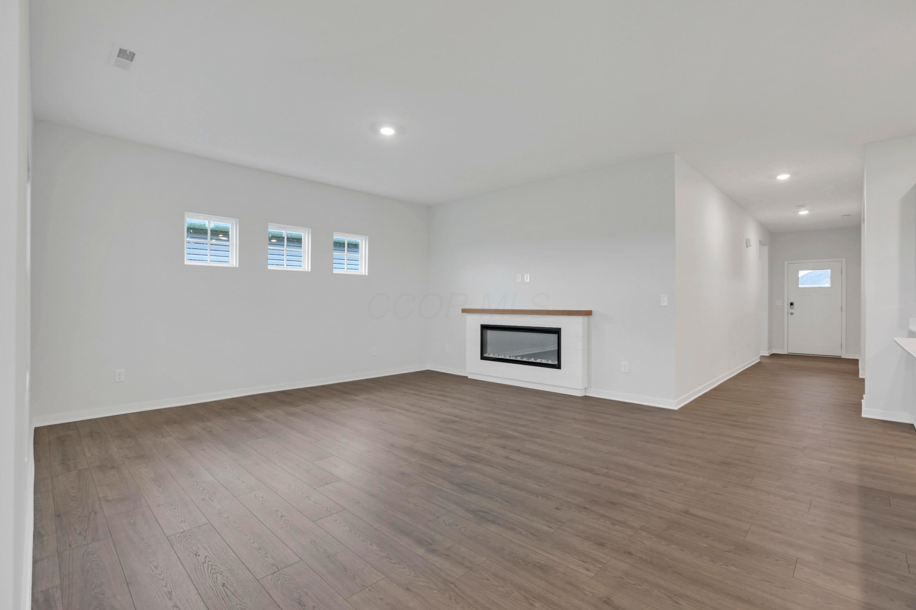 539 Darliene Drive – photo 4
