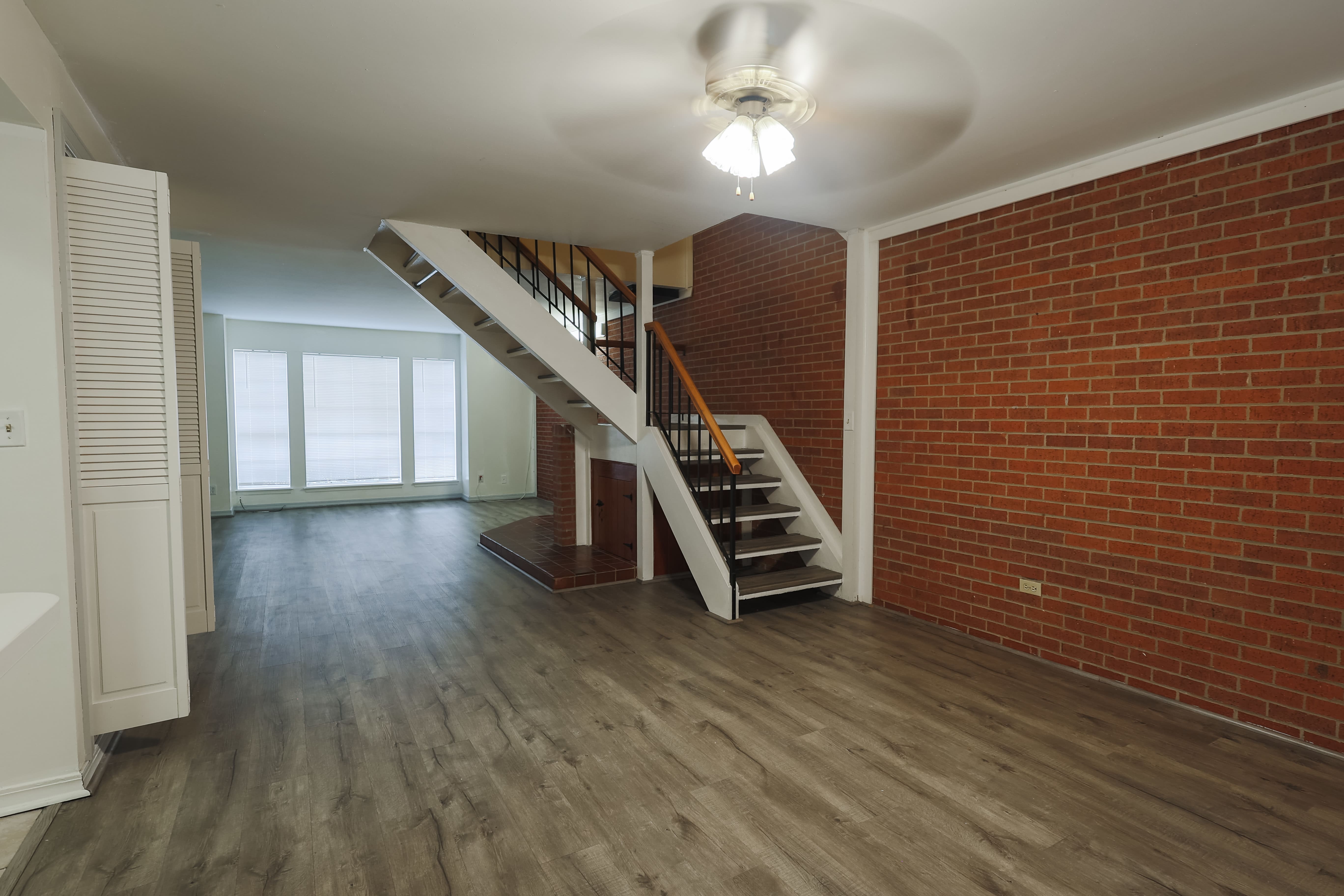 10014 Stratmore Cir – photo 5