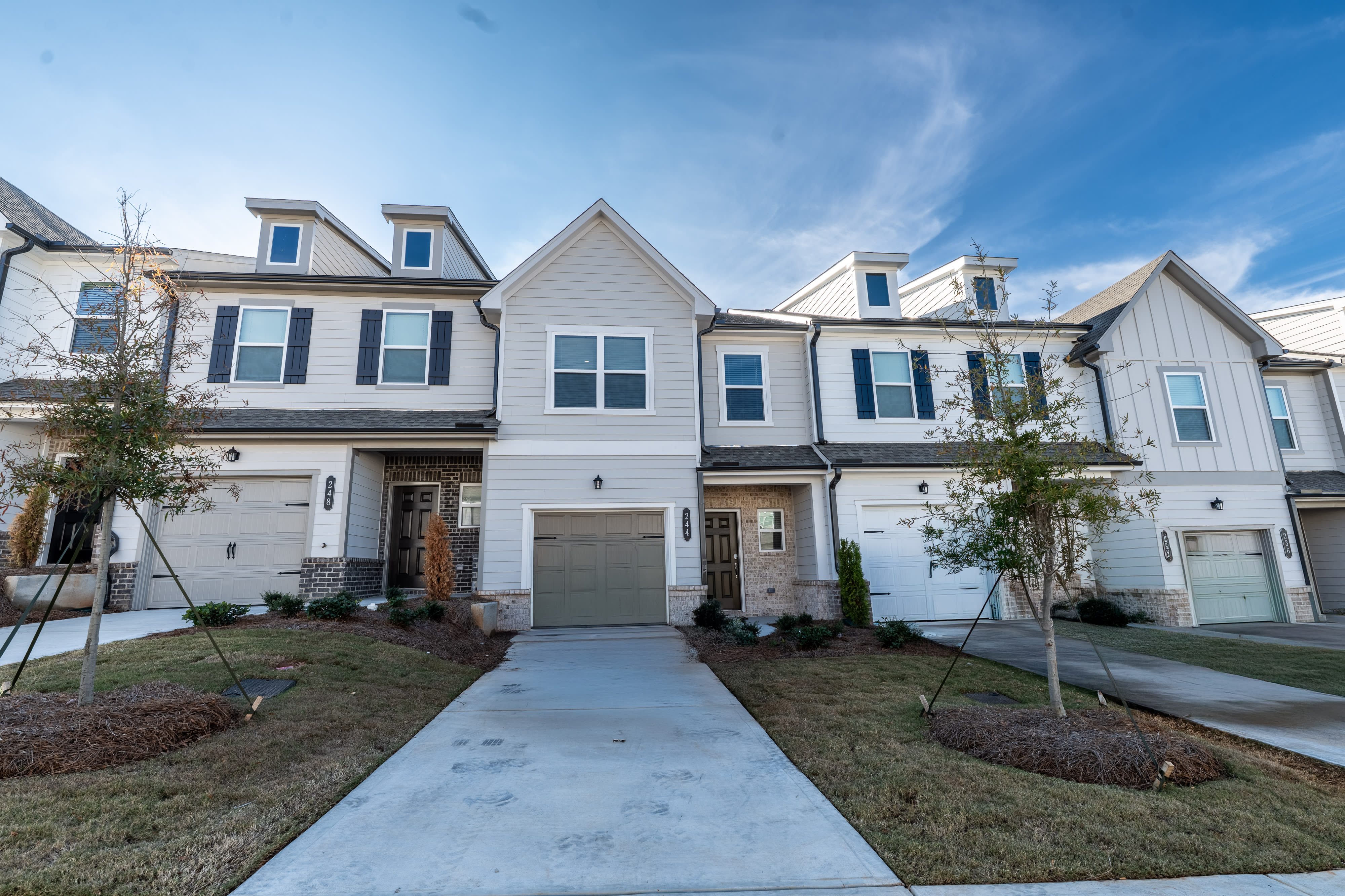 244 Kenoot Dr – photo 1