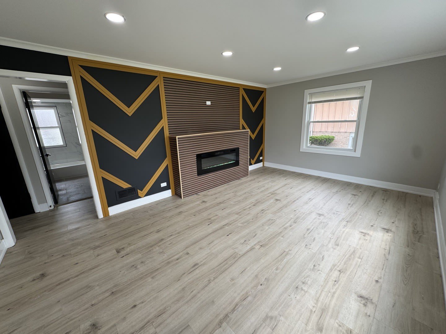 16439 Cottage Grove Avenue – photo 4