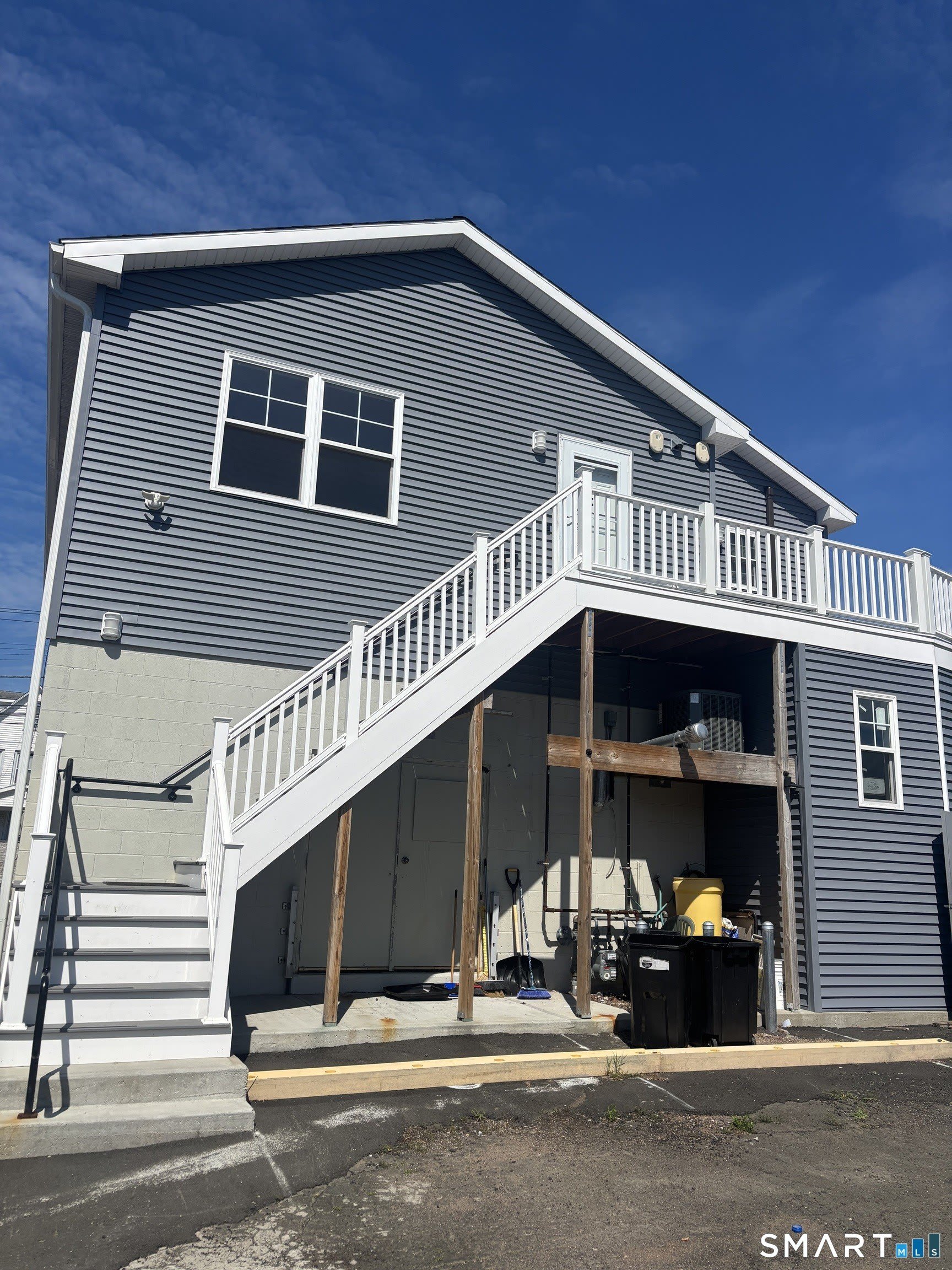 35 Hemingway Avenue – photo 1