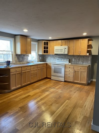 42 Brooks Rd – photo 2
