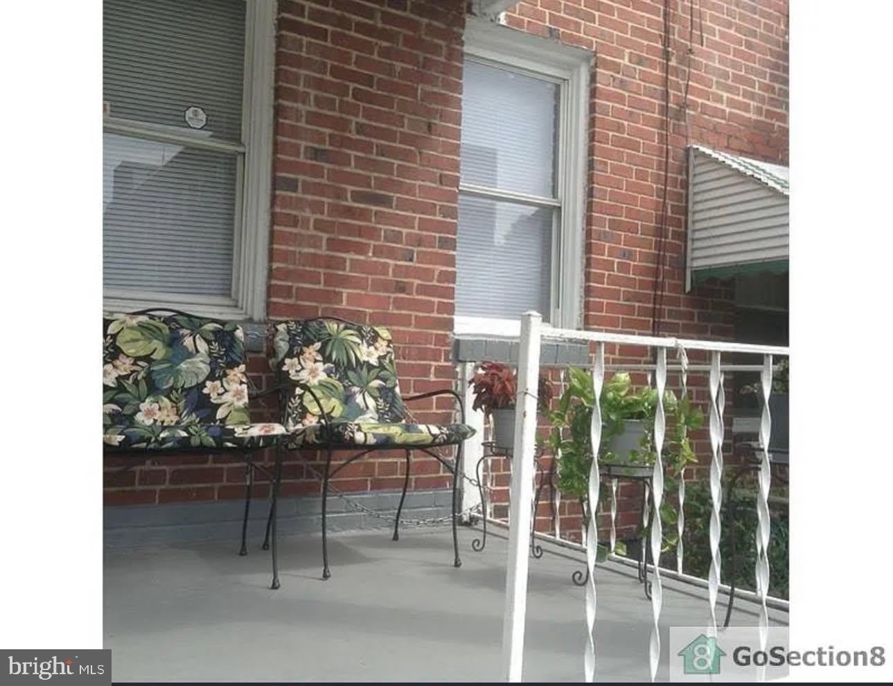 2716 W LANVALE Street – photo 2